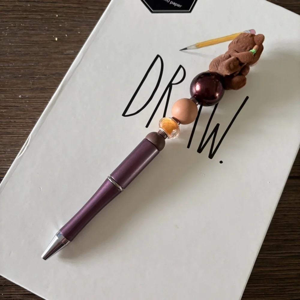 Jungle in my Pocket: Barnaby Brown Bear handmade beaded pen